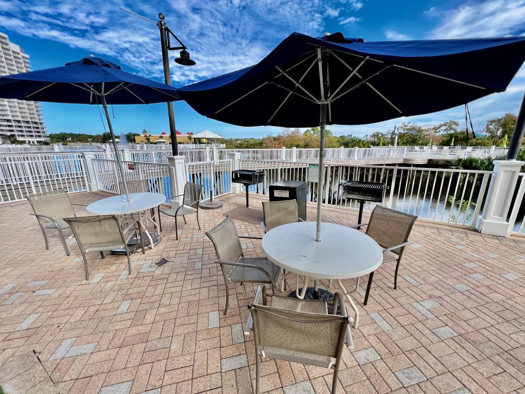 Apartment Stunning 4bd! Oceanview! Free Chair Service! Sleeps 10! By Dolce Getaways
