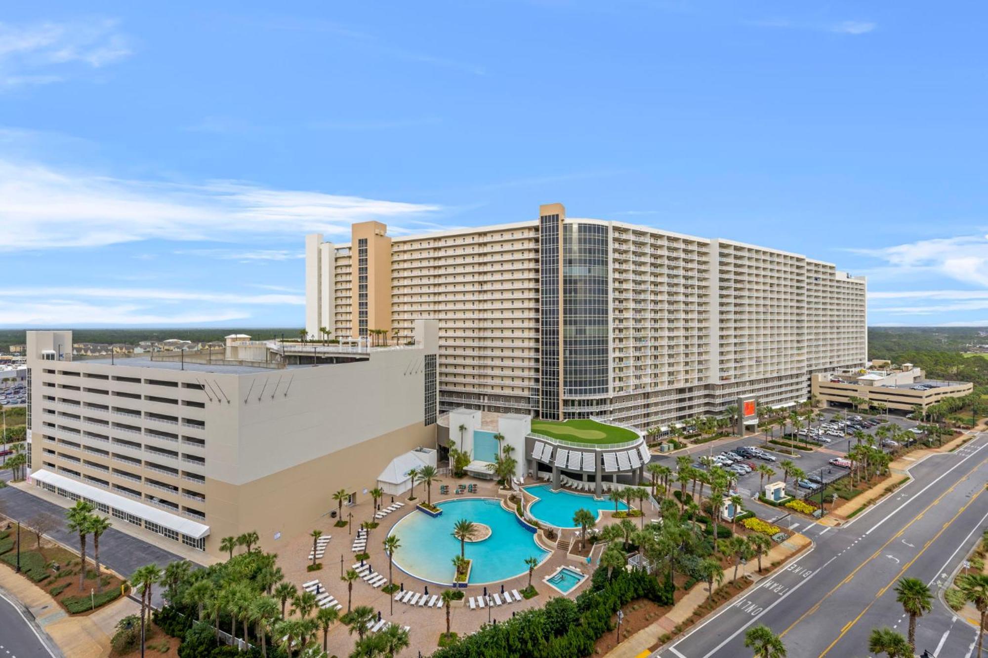 Stunning 4bd! Oceanview! Free Chair Service! Sleeps 10! By Dolce Getaways Panama City Beach