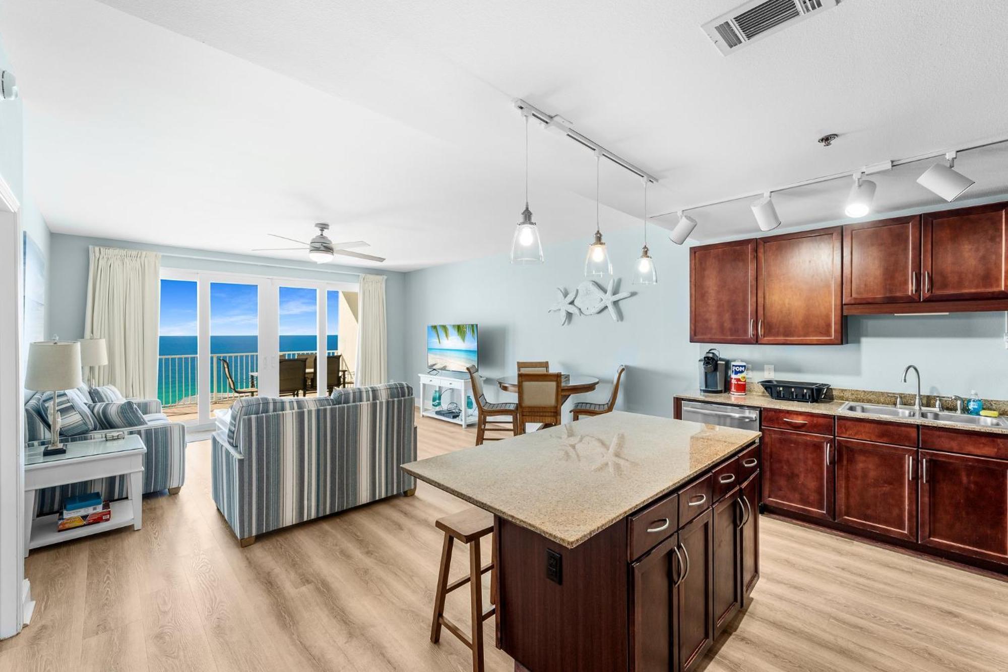 Apartment Stunning 4bd! Oceanview! Free Chair Service! Sleeps 10! By Dolce Getaways